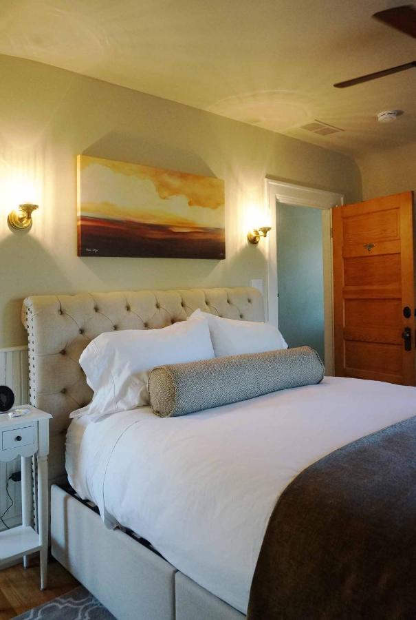 Edwards House Hotell Fort Collins Exteriör bild